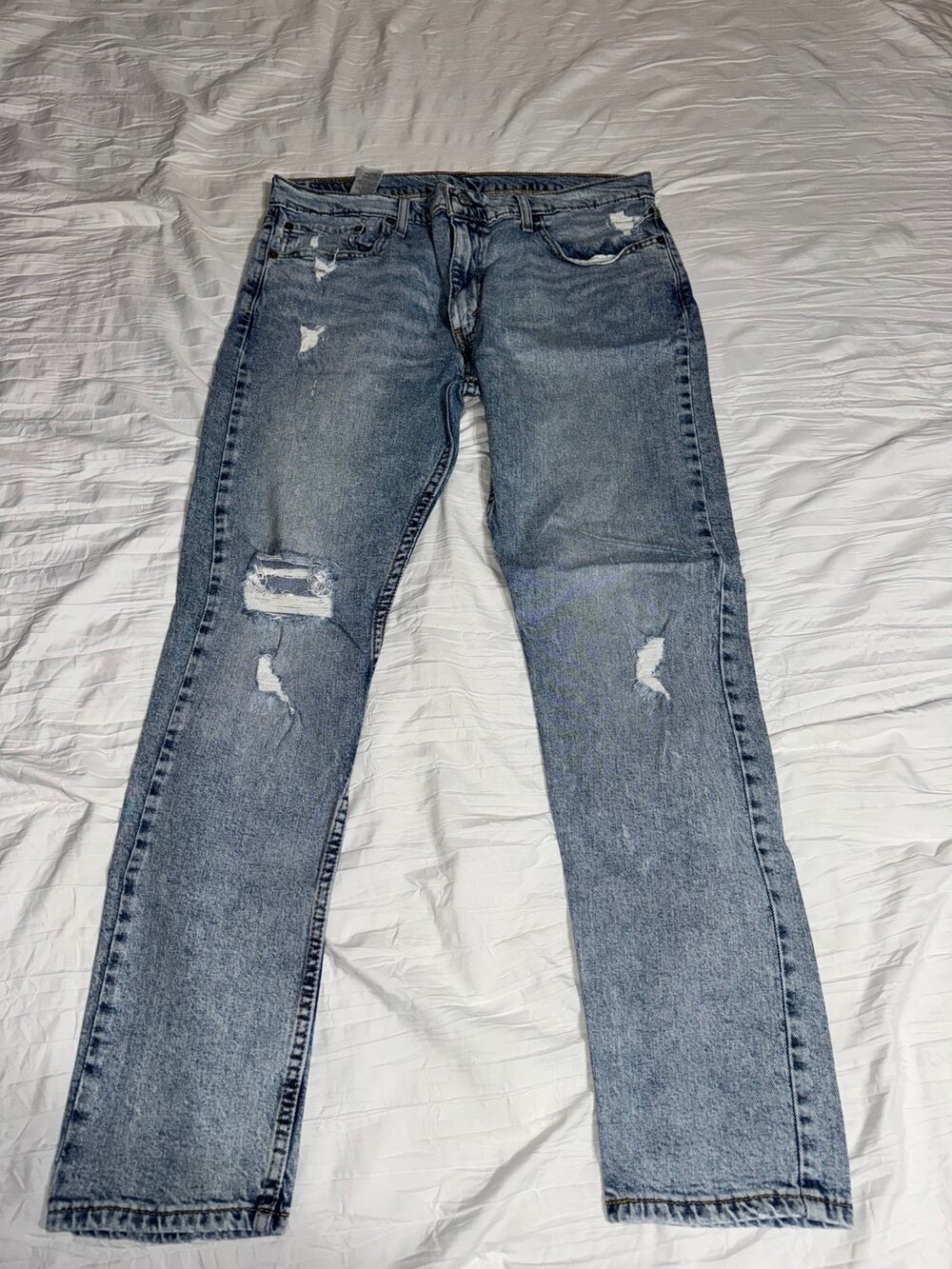 Levis 512